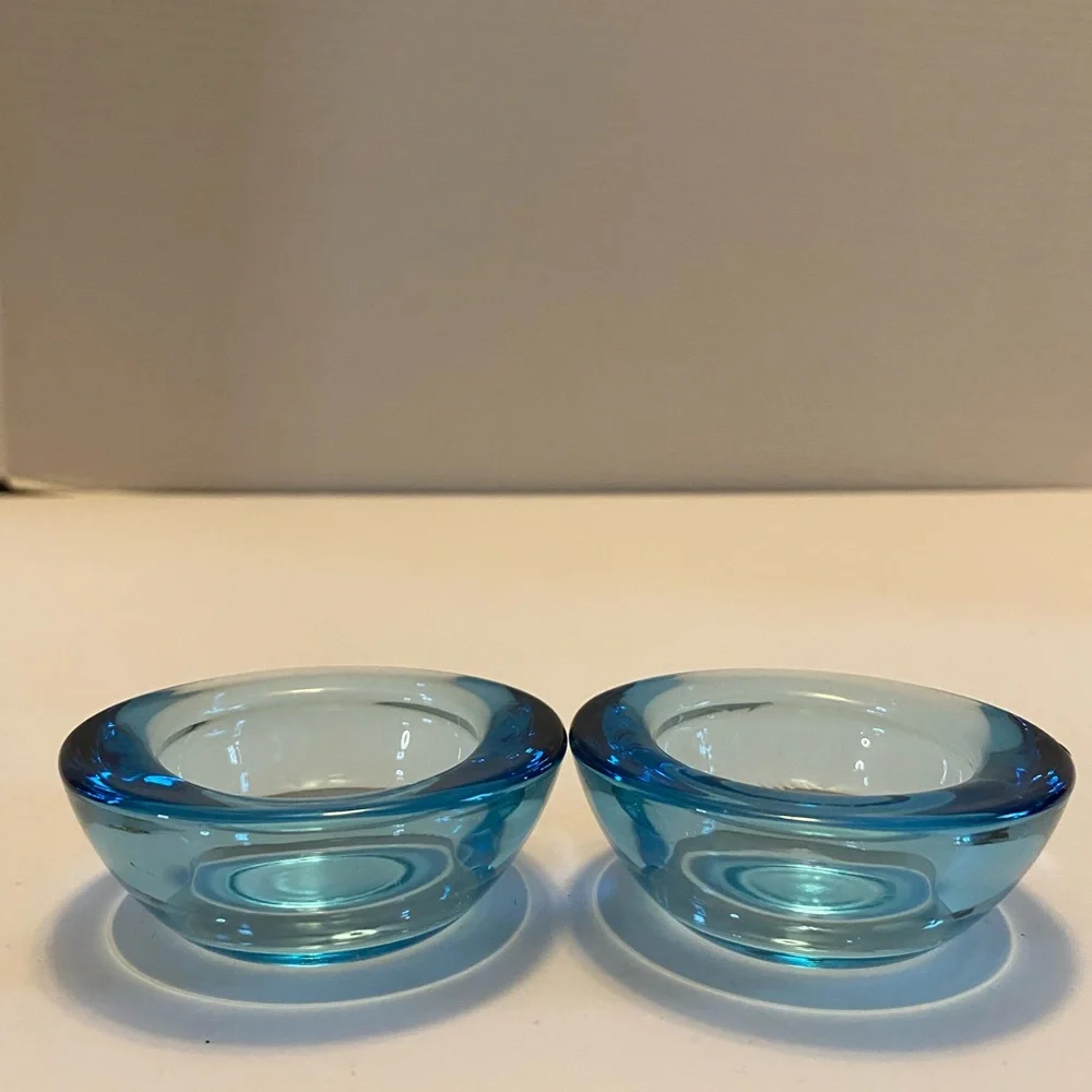 Crate & Barrel 
